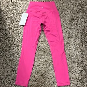 NWT lululemon align 25” size 4 sonic pink leggings